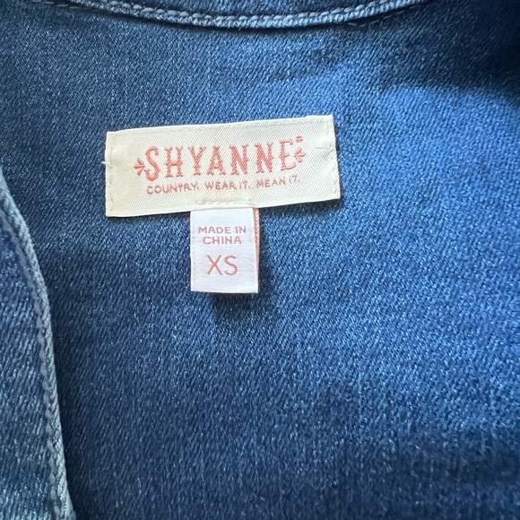 Shyanne Jean Jacket - Picture 2 of 3